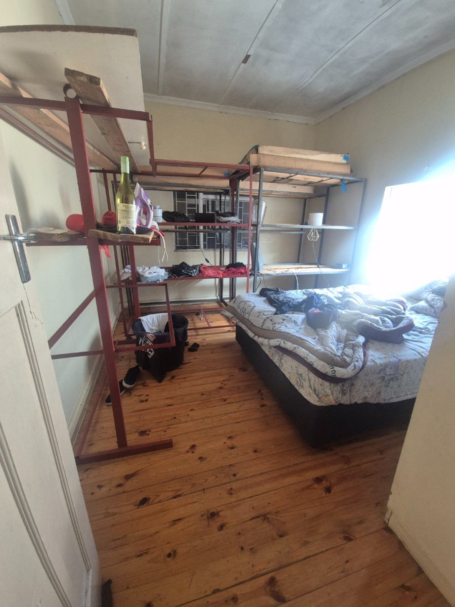 5 Bedroom Property for Sale in Uitenhage Upper Central Eastern Cape